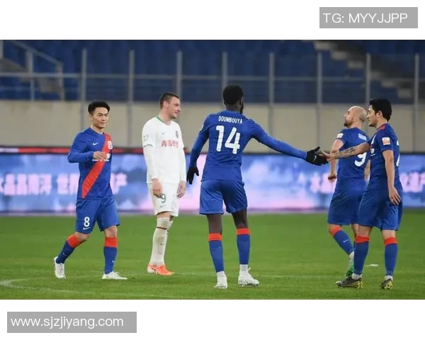 核心中场训练意外受伤或将缺席下场关键对决球队前景堪忧