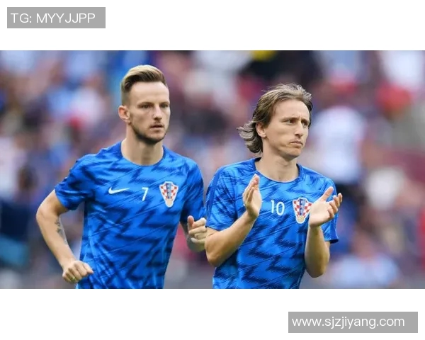 莫德里奇赛场突发冲突裁判果断处理引发热议 莫德里奇赛场突发冲突裁判果断处理引发热议