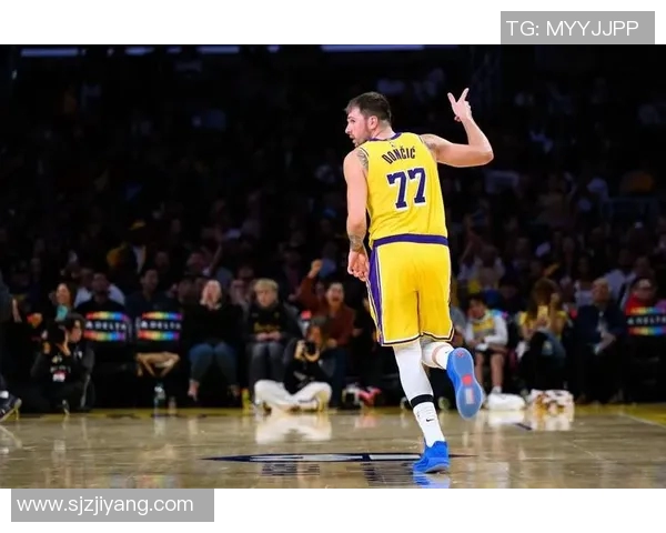 东契奇最新战报全场高光时刻集锦展现超级巨星统治级表现 东契奇最新战报全场高光时刻集锦展现超级巨星统治级表现