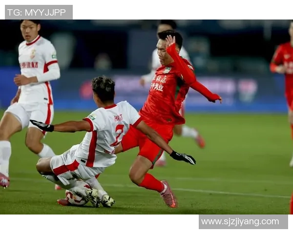 中超最新战报:各队激战正酣,球员表现引关注争议不断 中超最新战报:各队激战正酣,球员表现引关注争议不断