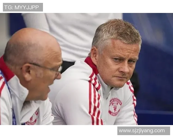 曼联传奇背后的成长轨迹:从少年梦想到世界巨星的奋斗之路 曼联传奇背后的成长轨迹:从少年梦想到世界巨星的奋斗之路