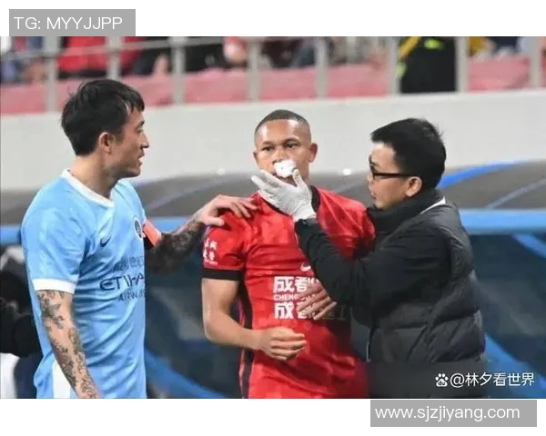 昔日队友情仇重燃世界杯预选赛再度狭路相逢争锋